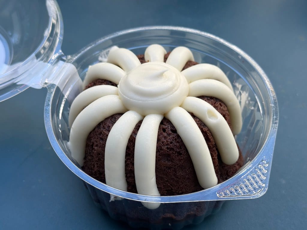 Large Bundt Cake